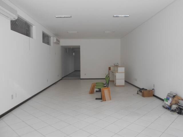 #P410 - Ponto Comercial para Locação em Eunápolis - BA - 1