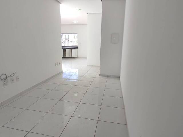 #3893 - Apartamento para Locação em Eunápolis - BA - 2