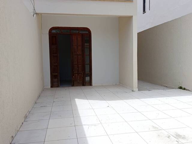 #C2235 - Casa para Locação em Eunápolis - BA - 2