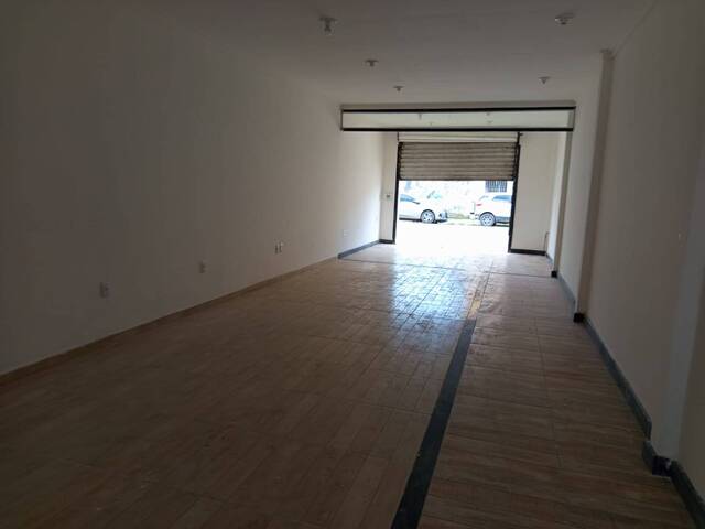 #P464 - Sala para Locação em Eunápolis - BA - 3